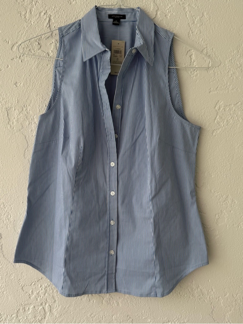 NWT Ann Taylor Sleeveless Button-Down Shirt in Blue and White Pinstripe